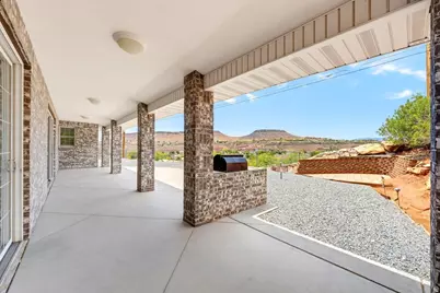 339 W Sandstone Cir, Saint George, UT 84770 - Photo 45