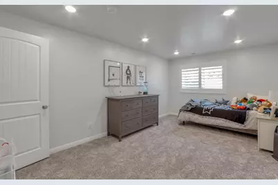 3562 W 1840 S, Syracuse, UT 84075 - Photo 31