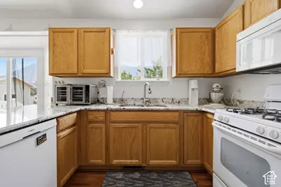 2352 E 1700 S, Spanish Fork, UT 84660 - Photo 7