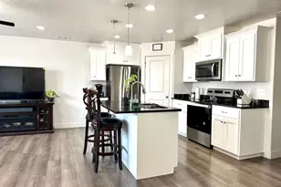 1037 S 1300 W, Springville, UT 84663 - Photo 7