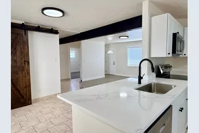4594 W 5295 S, Kearns, UT 84118 - Photo 7