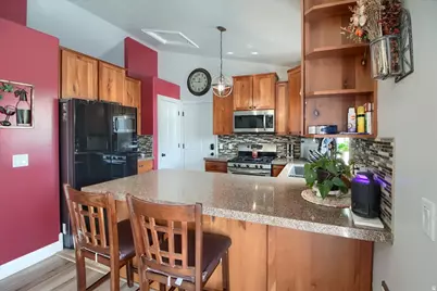 2003 S 1840 W, Syracuse, UT 84075 - Photo 7