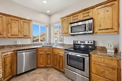 1039 E 200 S, Santaquin, UT 84655 - Photo 15