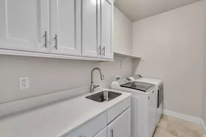 1156 N 2630 W, Clinton, UT 84015 - Photo 27