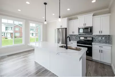 8817 S Cy's Park Ln #7, Sandy, UT 84094 - Photo 5