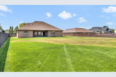 278 S 100 W, Hyde Park, UT 84318 - Photo 39