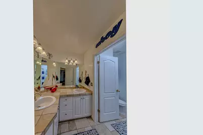 31 N Eaglewood Dr, North Salt Lake, UT 84054 - Photo 27