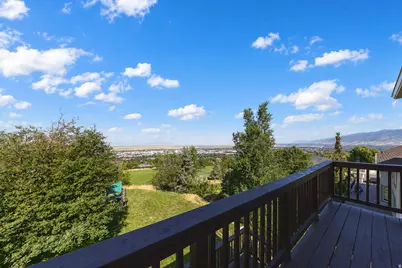 31 N Eaglewood Dr, North Salt Lake, UT 84054 - Photo 5
