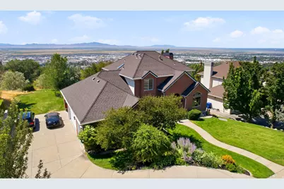 31 N Eaglewood Dr, North Salt Lake, UT 84054 - Photo 43