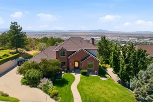 31 N Eaglewood Dr, North Salt Lake, UT 84054 - Photo 1