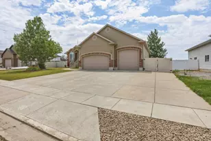 4349 W 625 S, West Point, UT 84015 - Photo 5