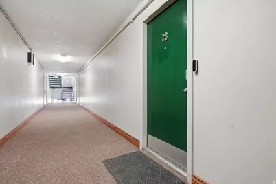 1860 W 500 N #28, Salt Lake City, UT 84116 - Photo 3
