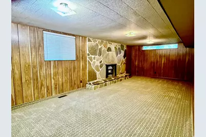 125 S Main St, Providence, UT 84332 - Photo 7