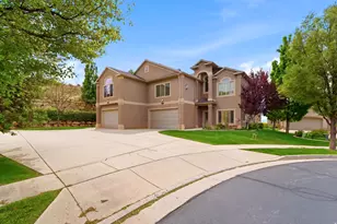 202 Edgewood Cir, North Salt Lake, UT 84054 - Photo 1