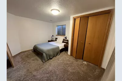 2249 E Gambel Oak Dr, Sandy, UT 84092 - Photo 19