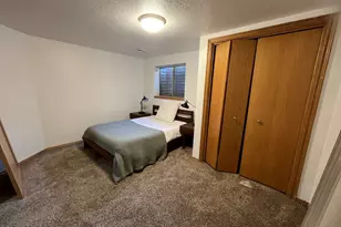 2249 E Gambel Oak Dr, Sandy, UT 84092 - Photo 19