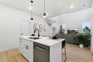 1125 N Clifton Dr, North Salt Lake, UT 84054 - Photo 13