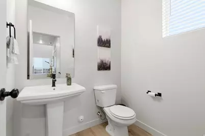 1125 N Clifton Dr #101, North Salt Lake, UT 84054 - Photo 15