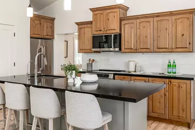 3704 S 2455 E, Salt Lake City, UT 84109 - Photo 9
