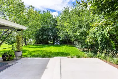 3704 S 2455 E, Salt Lake City, UT 84109 - Photo 33
