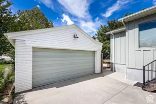 3704 S 2455 E, Salt Lake City, UT 84109 - Photo 43