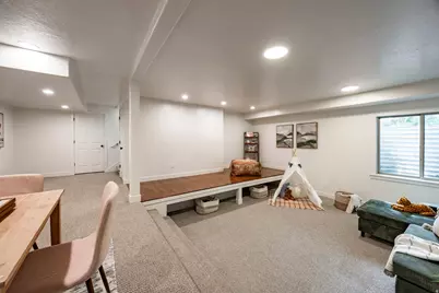 3704 S 2455 E, Salt Lake City, UT 84109 - Photo 27