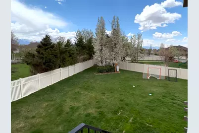 36 Trailside Rd, Farmington, UT 84025 - Photo 15