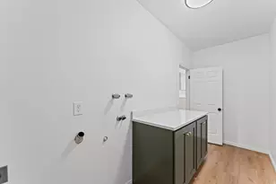 8441 S Rua Branco Dr, Sandy, UT 84093 - Photo 23
