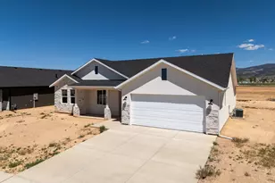 171 W 2725 N, Cedar City, UT 84721 - Photo 3