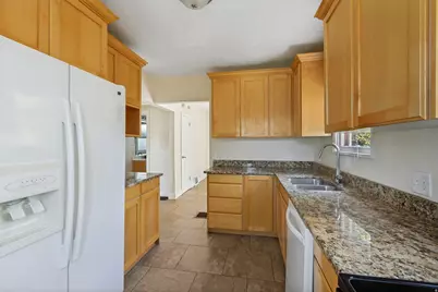 275 W 300 N, Provo, UT 84601 - Photo 9