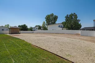 12142 S 3300 W, Riverton, UT 84065 - Photo 13