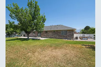 12142 S 3300 W, Riverton, UT 84065 - Photo 7
