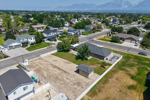 12142 S 3300 W, Riverton, UT 84065 - Photo 21