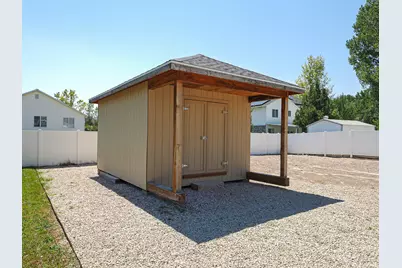 12142 S 3300 W, Riverton, UT 84065 - Photo 9