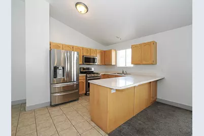 12142 S 3300 W, Riverton, UT 84065 - Photo 35