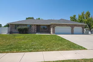 12142 S 3300 W, Riverton, UT 84065 - Photo 1