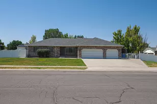12142 S 3300 W, Riverton, UT 84065 - Photo 3