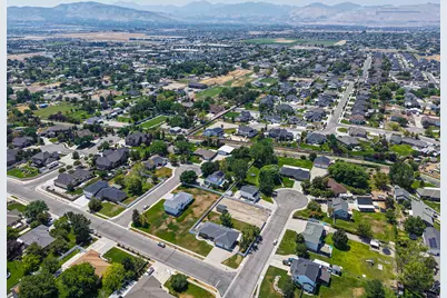 12142 S 3300 W, Riverton, UT 84065 - Photo 23