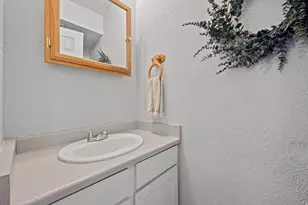 5343 S Baldwin Pk, Murray, UT 84123 - Photo 9
