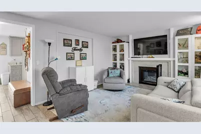 711 S Main St, Orem, UT 84058 - Photo 5