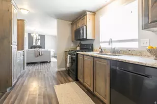 913 E 1100 N, Ogden, UT 84404 - Photo 11