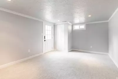 913 E 1100 N, Ogden, UT 84404 - Photo 17