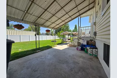 2084 N 4500 W, Plain City, UT 84404 - Photo 13