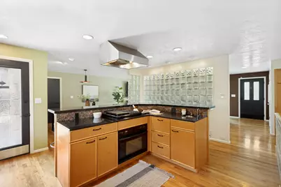 2463 E Arnett Dr, Millcreek, UT 84109 - Photo 27