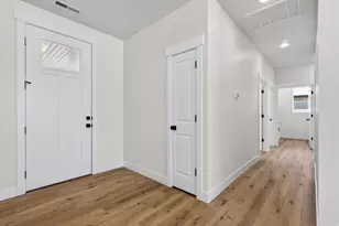 522 S Renze Adams St, Cedar City, UT 84720 - Photo 3