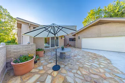 822 N Grandridge Ct E, Salt Lake City, UT 84103 - Photo 3