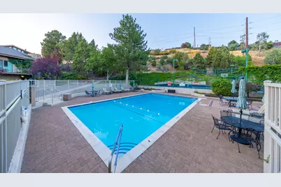 822 N Grandridge Ct E, Salt Lake City, UT 84103 - Photo 47
