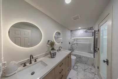 822 N Grandridge Ct E, Salt Lake City, UT 84103 - Photo 29