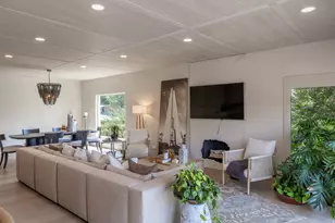 822 N Grandridge Ct E, Salt Lake City, UT 84103 - Photo 9