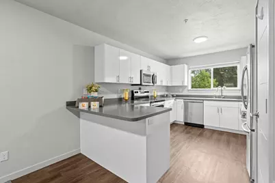 64 W 600 S #C205, Springville, UT 84663 - Photo 9
